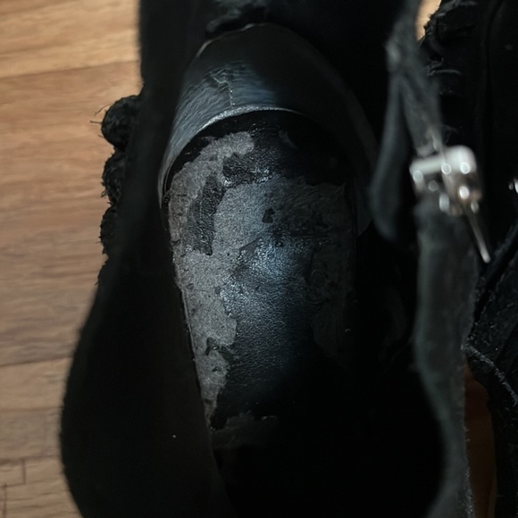 Marc fisher suede booties w/fringe size 6.5 - Picture 5 of 6